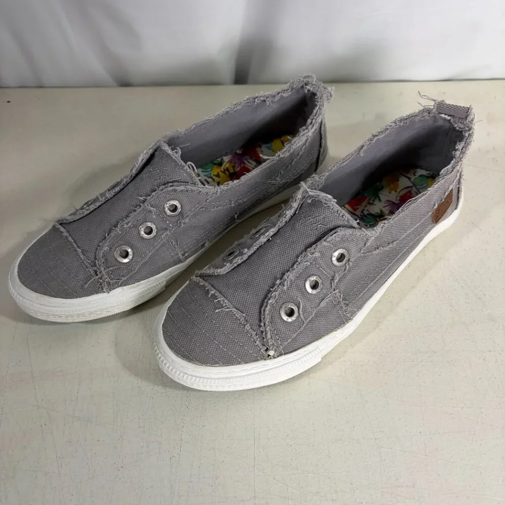 Blowfish Malibu Grey Slip-On Casual Canvas Sneaker Women Size 8.5 - Picture 1 of 13